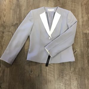 Tahari blazer